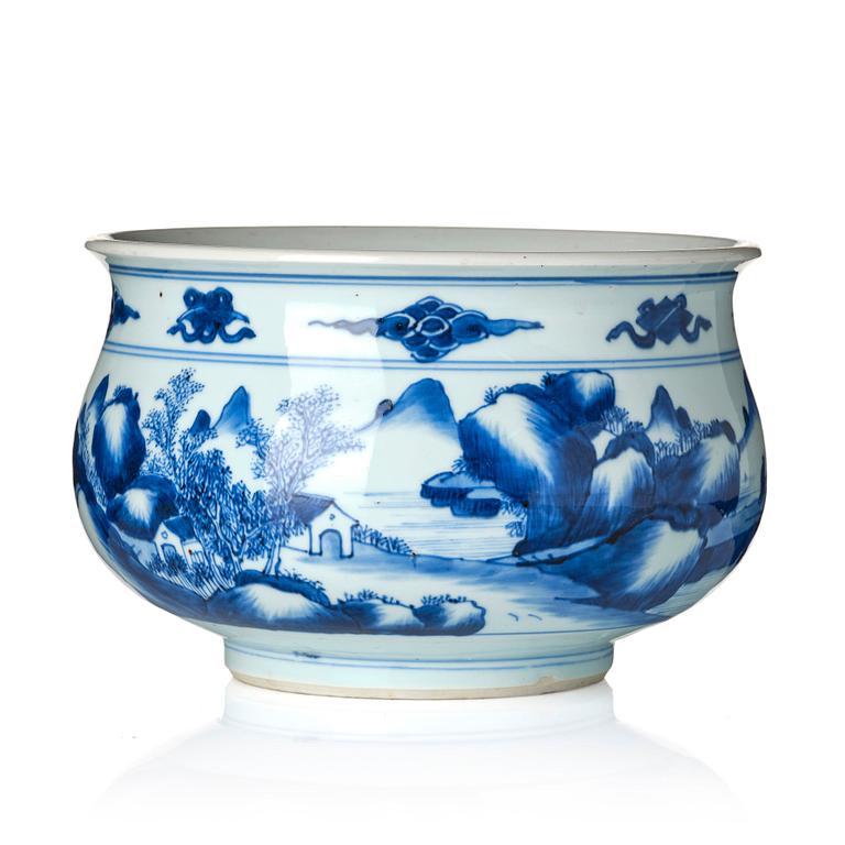 A blue and white censer, Qing dynasty, Kangxi (1662-1722).