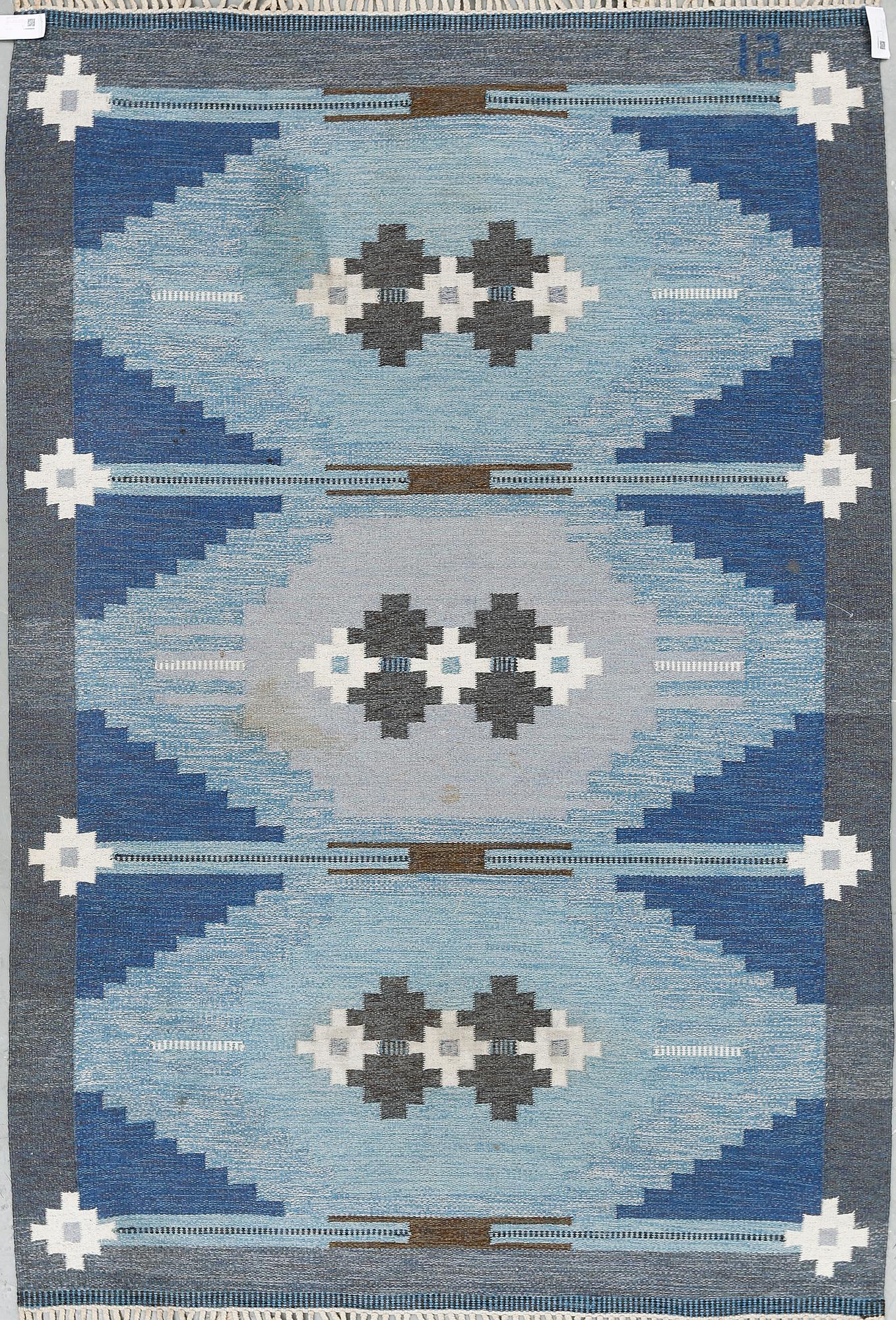 MATTA, rölakan, Ingegerd Silow, signerad IS. Ca 242x165 cm.