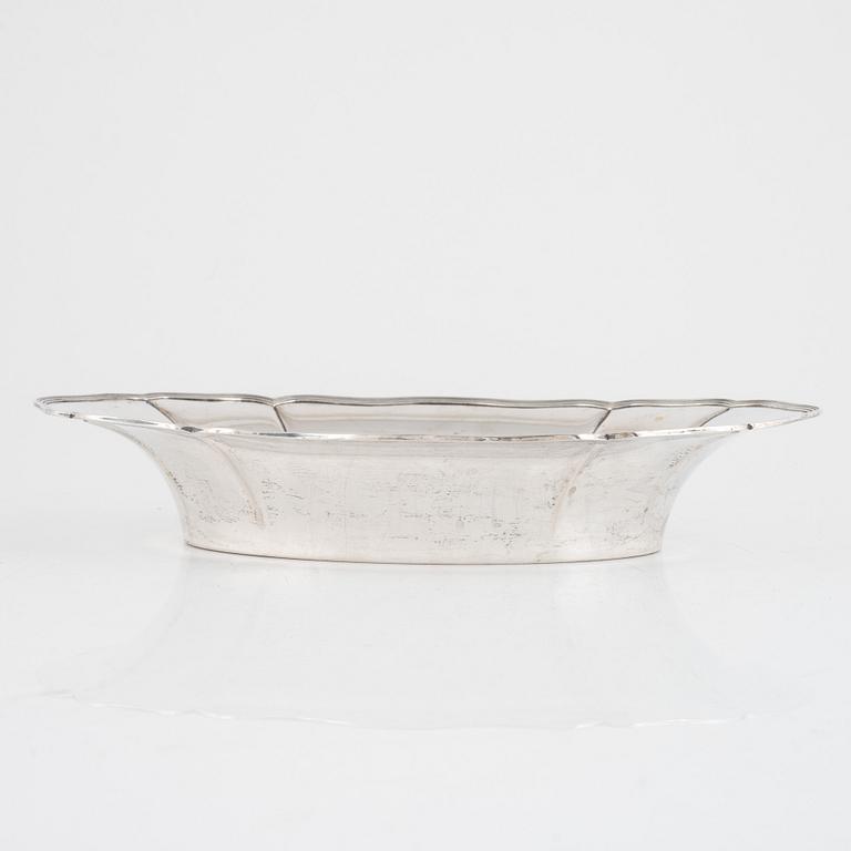 A silver bowl, 20th Century.