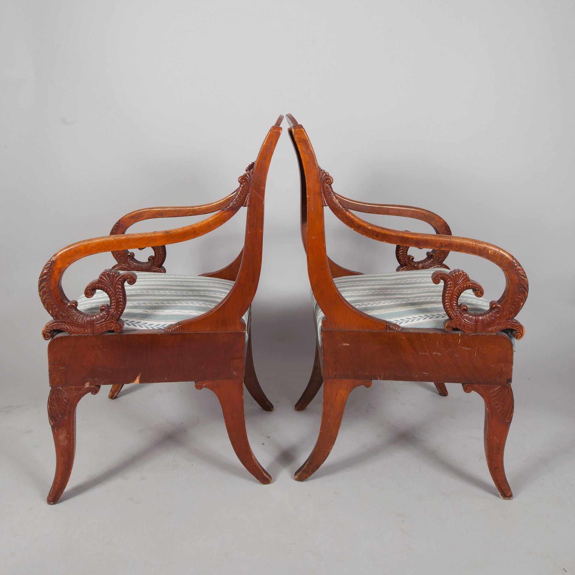 KARMSTOLAR, ett par, Ryssland 1820-tal.