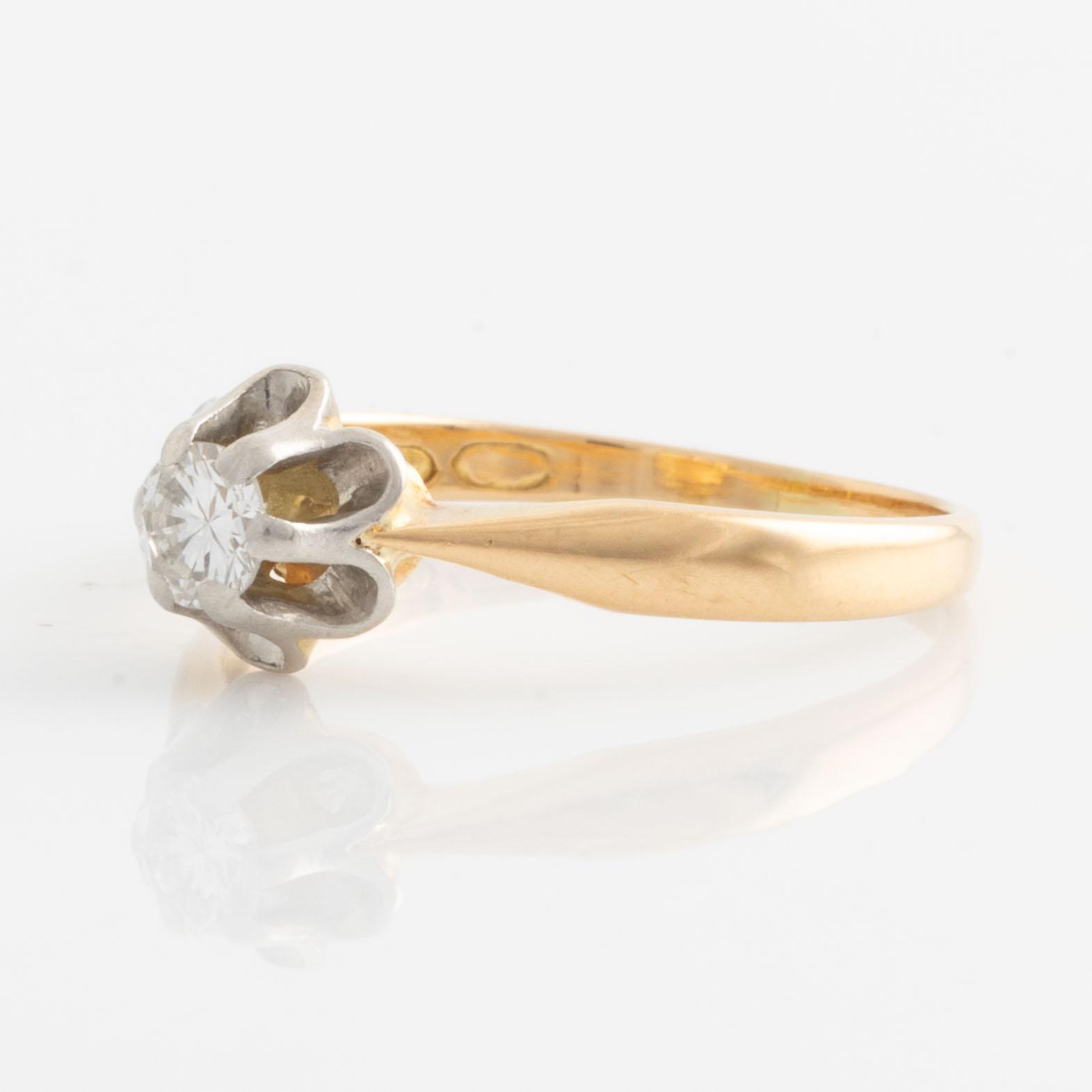 Ring in 18K gold with a brilliant-cut diamond of approximately 0.20 ct.