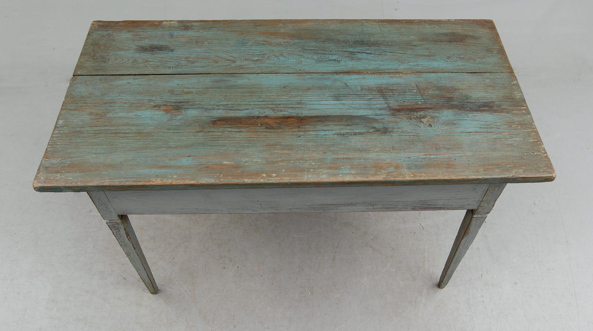 BORD, sengustavianskt, omkring år 1800.
