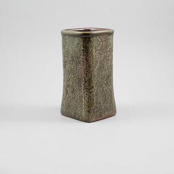 VAS, stengods, Stig Lindberg, Gustavsbergsstudio, 1900-talets andra hälft.