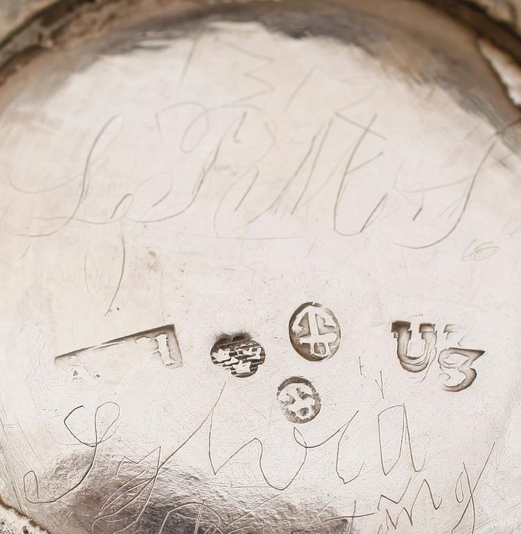 BÄGARE, 2 st, silver, 1700/1800-tal. Vikt ca 85 gram.