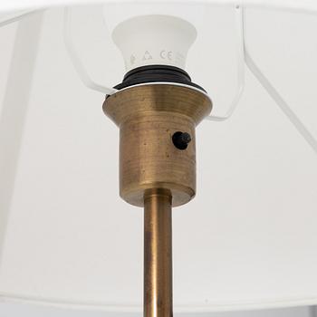 Golvlampor ett par, Nybro Armaturfabrik, 1900-talets andra hälft.