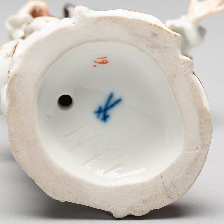 FIGURIN, porslin. Meissen, 1800-tal.