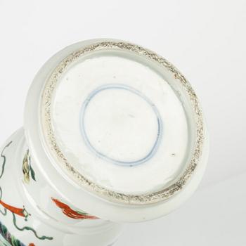 A Chinese famille verte beakervase, Kangxi style, 20th century.