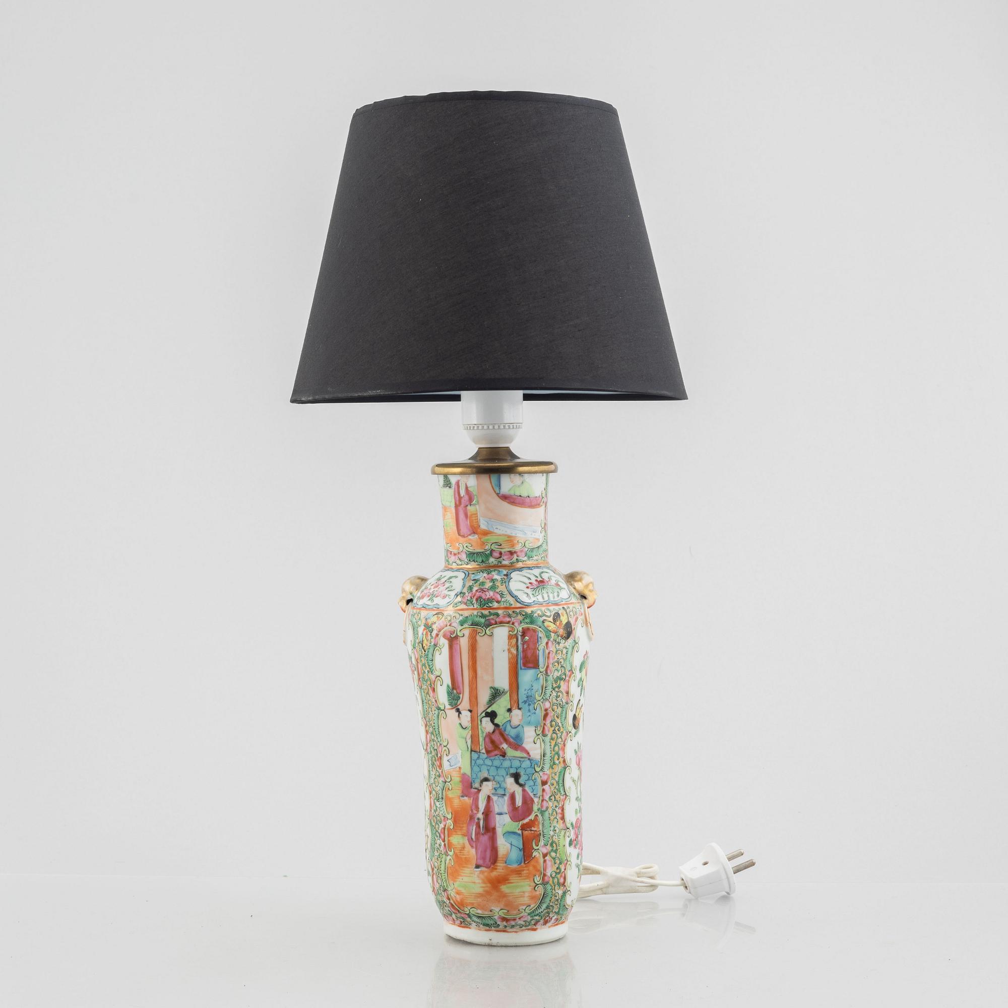 A vase/tablelamp, China, Qing dynasty, laterpart ofthe 19th century.