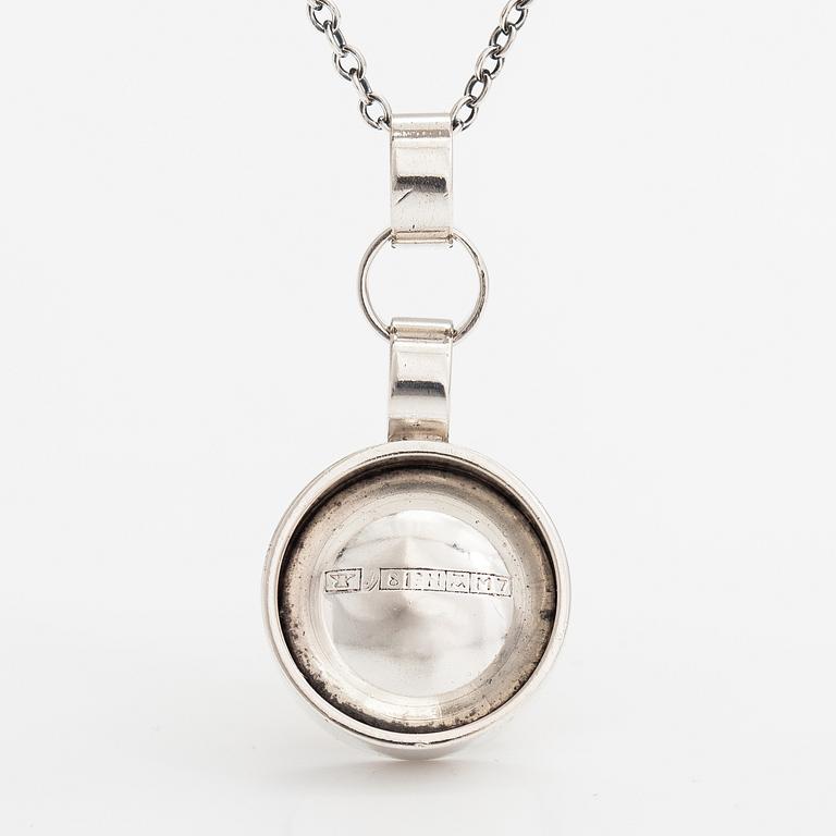 Elis Kauppi, A silver and gilded silver necklace. Kupittaan kulta, Turku 1965.