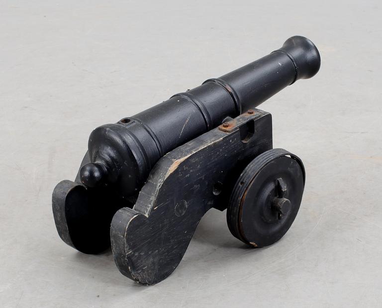 MODELLKANON, gjutjärn, 1900-tal.
