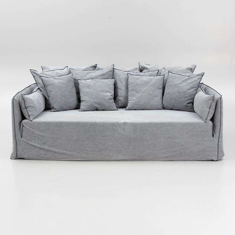 Paola Navone, soffa, "Ghost 16", Gervasoni.