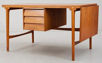 SKRIVBORD, omkring 1900-talets mitt.