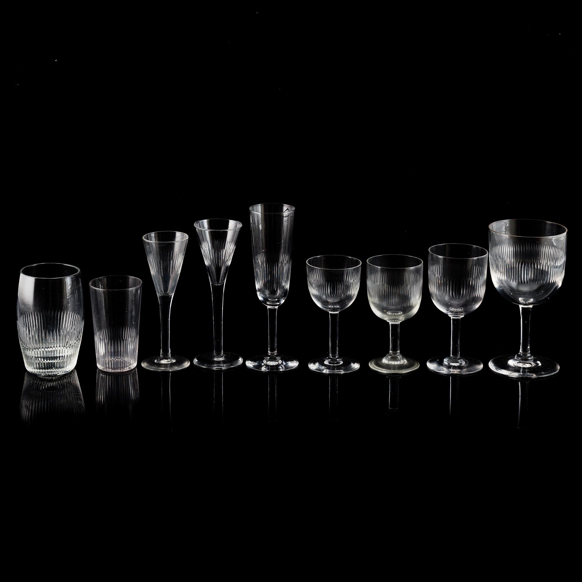 A 159 pcs 'Juno' glass service from Kosta.