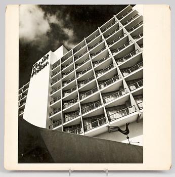 EZRA STOLLER, silvergelatinfotografi, ur mappen "Caribe Hilton Photographs", numr 36-5.