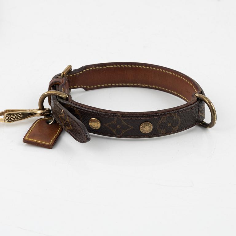 Louis Vuitton, a dog leash with collar.