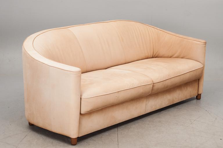 SOFFA, "Club Grande" design Ernst M Dettinger. Walter Knoll.