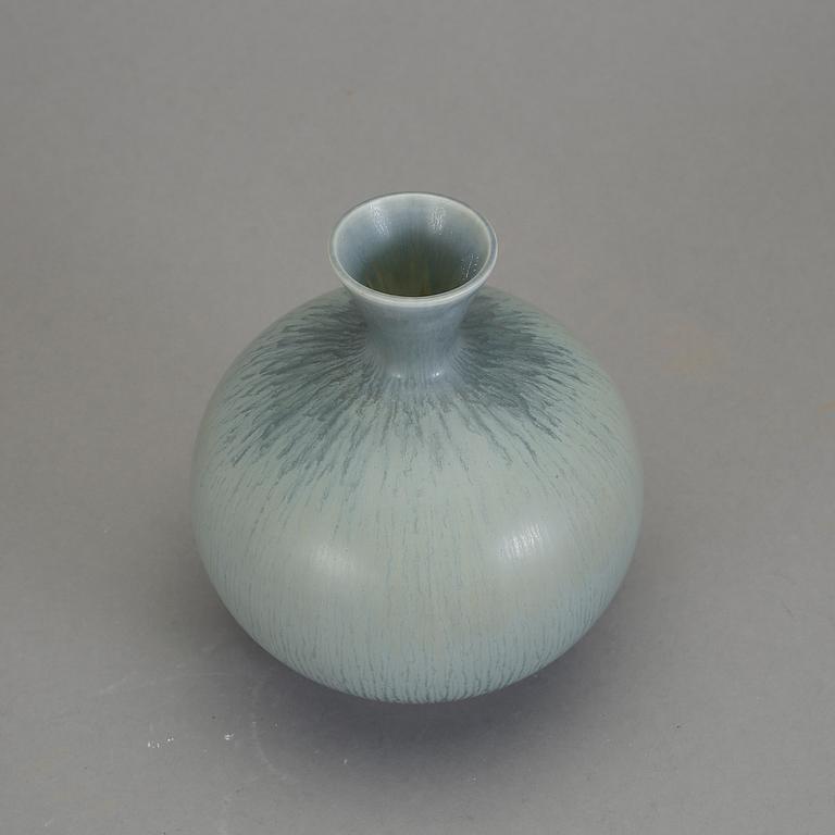 VAS, stengods, Berndt Friberg, Gustavsberg Studio 1971.