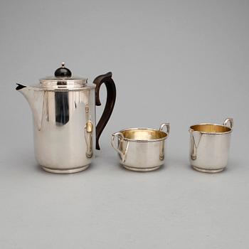 KAFFESERVIS, 3 delar, silver, C.G Hallberg, Stockholm 1936. Totalvikt ca 649 g.
