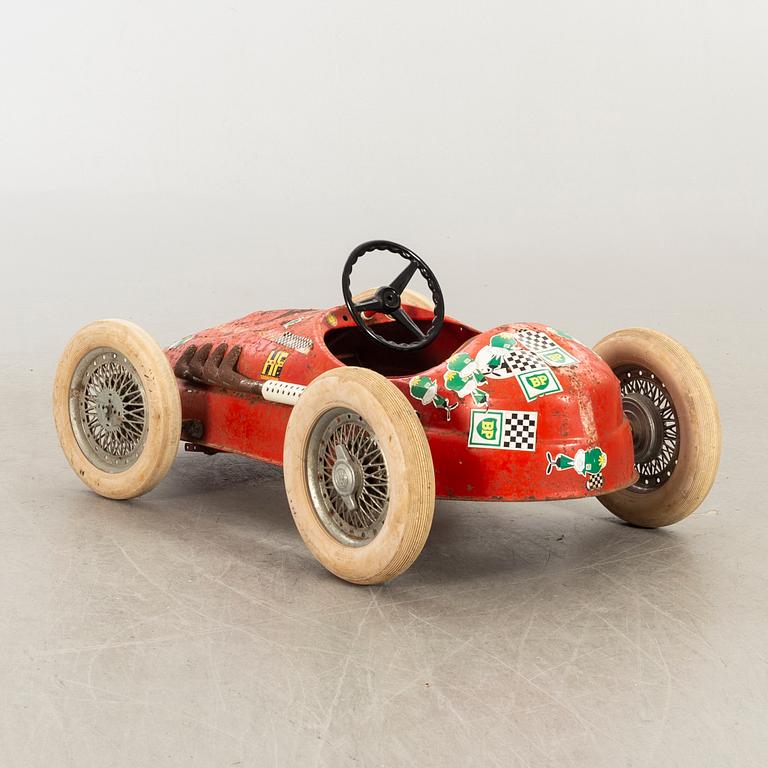 A 1950/60s Giordani pedal car, "Lotus".
