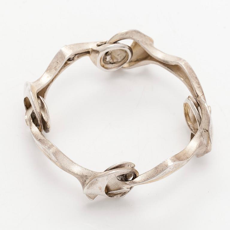 Björn Weckström, armband "Kangs boja", sterlingsilver. Lapponia 1974.