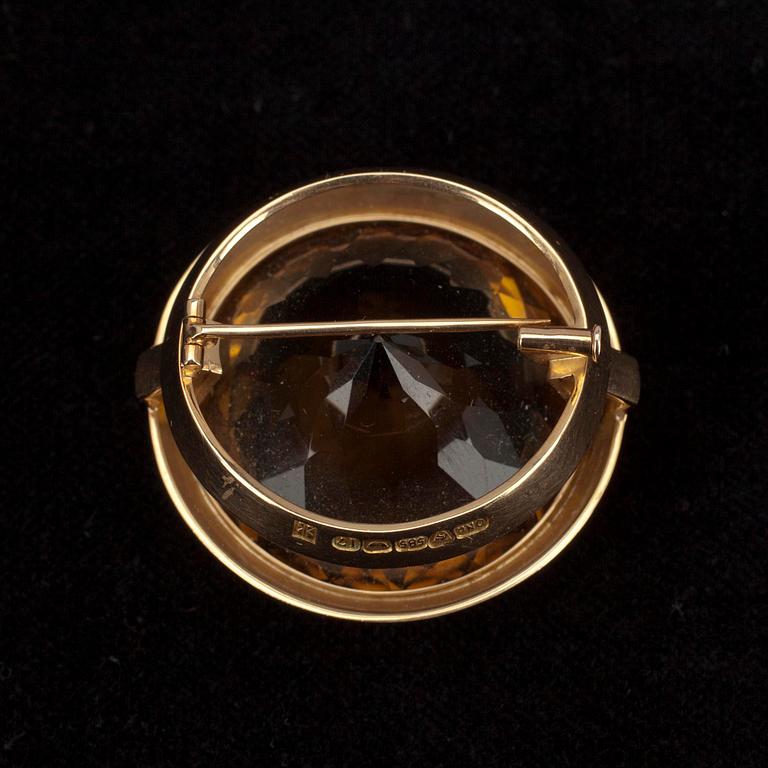 BROSCH, guld 14K, rökkvarts, Mirjam Salminen, Kaunis Koru, Helsingfors 1962.