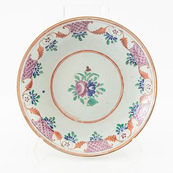 Bowl plate China 18th century porcelain.