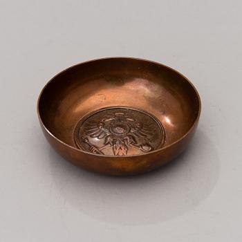 A FABERGE COPPER DISH, for the suport of soldiers in WWI, 1914.