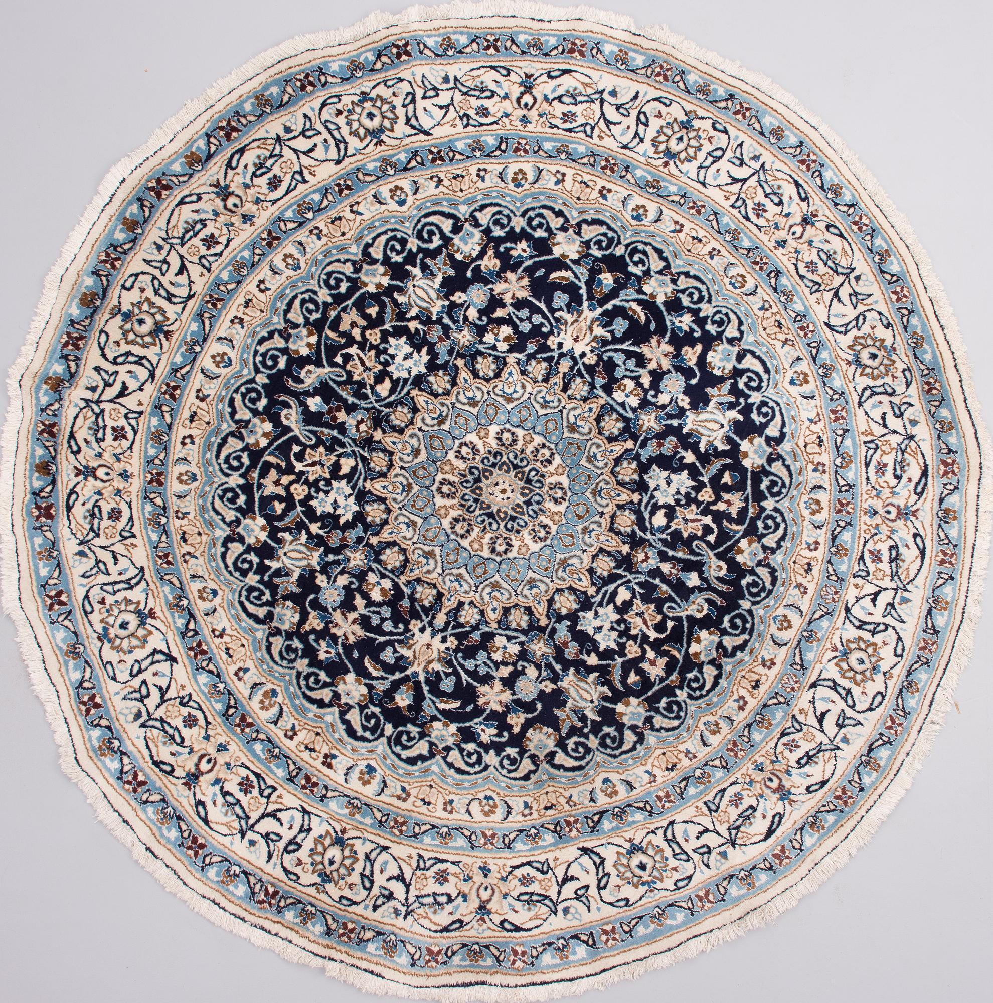 MATTO, Nain Kashmar, käsinsolmittu.