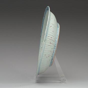 A blue and white dragon dish, Ming dynasty.