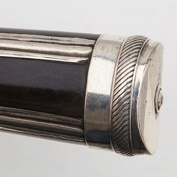 Matknivar, 12 st, sköldpadd och silver, Sverige omkring 1800.
