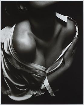 147. Albert Watson, “Charlotte in Prada Blouse, Milan, Italy, 1989”.