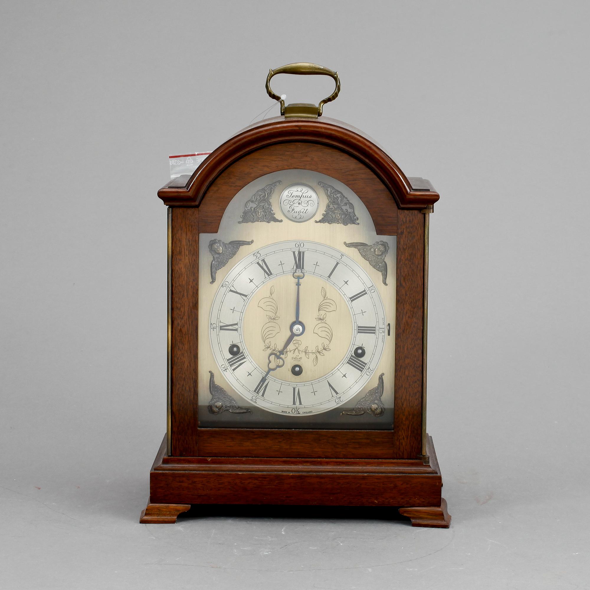 BIBLIOTEKSUR, Elliott, London, omkring 1900-talets mitt.