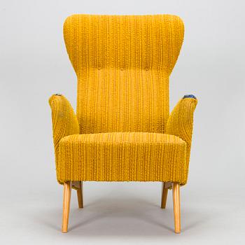 Carl Gustaf Hiort af Ornäs, A 1940s armchair for Hiort Tuote Puunveisto, Finland.