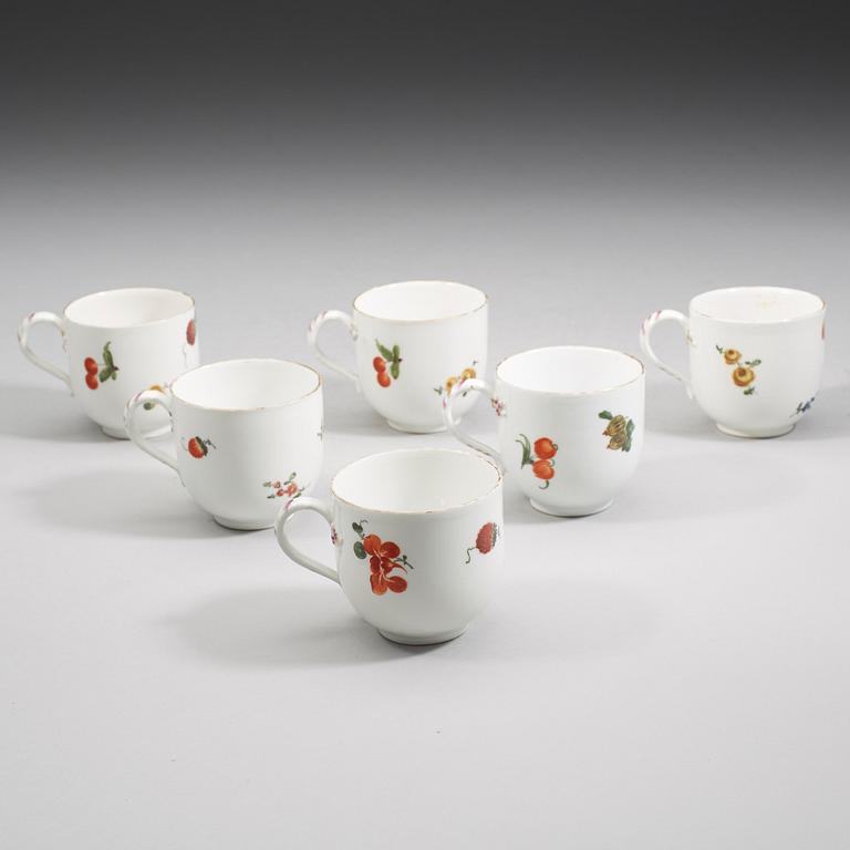 KAFFESERVIS, åtta delar, porslin. Meissen, 1763-74.