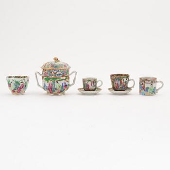 A group of four cups, two saucers and a bowl with cover, Canton, 19th century.