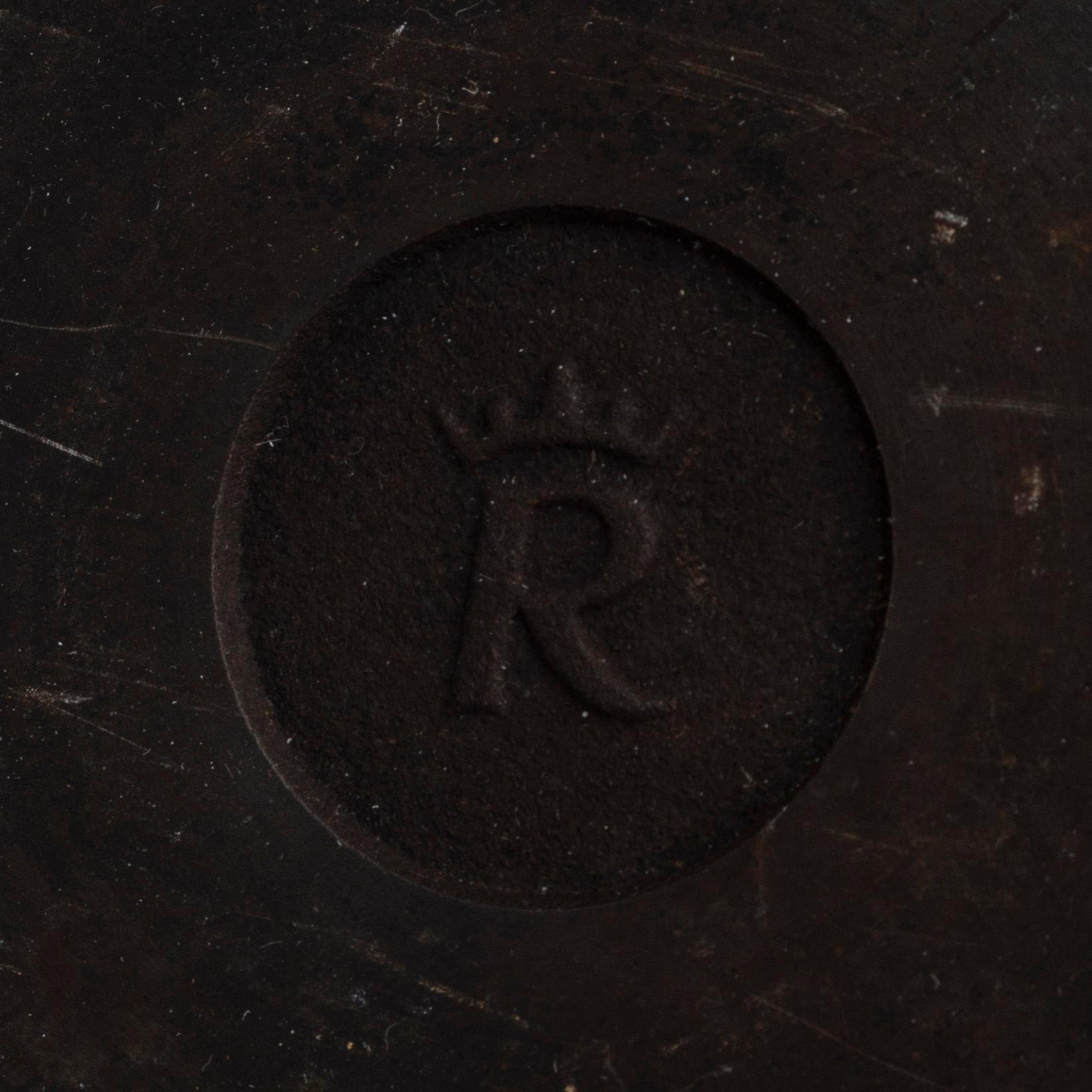 A cast iron pot, manufactured by Rosenlew in the 1960s-70s, Finland.