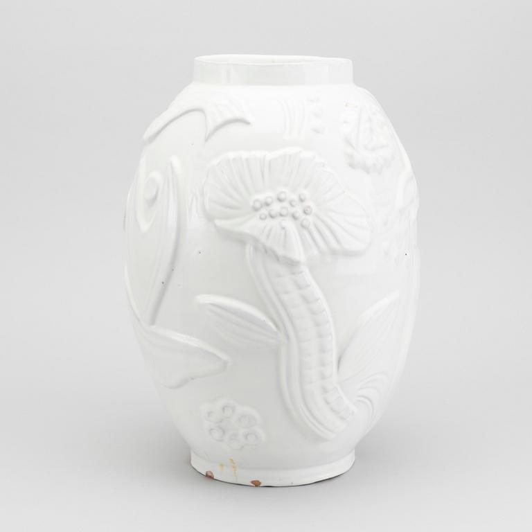 ANNA-LISA THOMSON, a vase from Upsala Ekeby. Not signed.