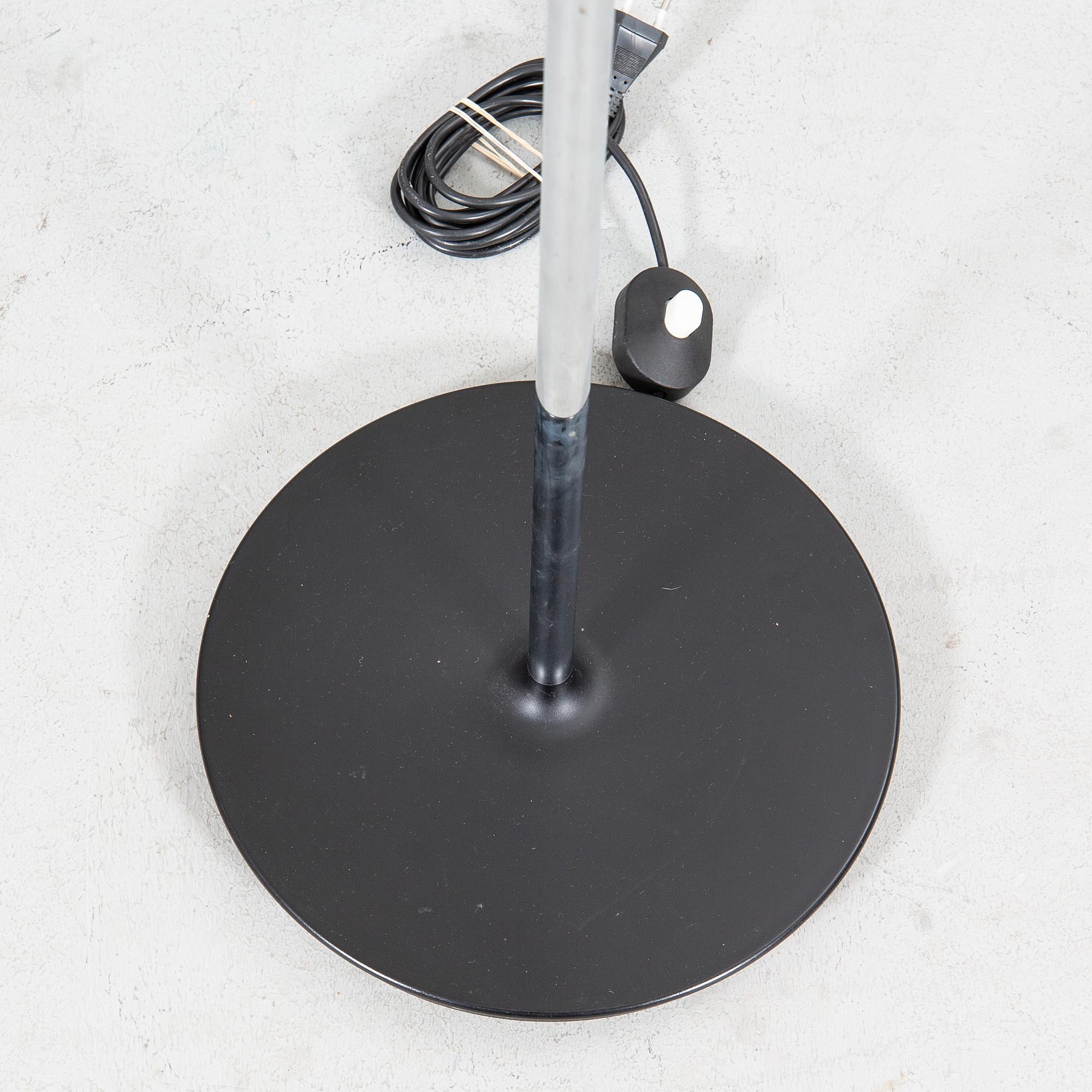 Poul Henningsen, floor lamp, "PH 80", Louis Poulsen, Denmark.
S.