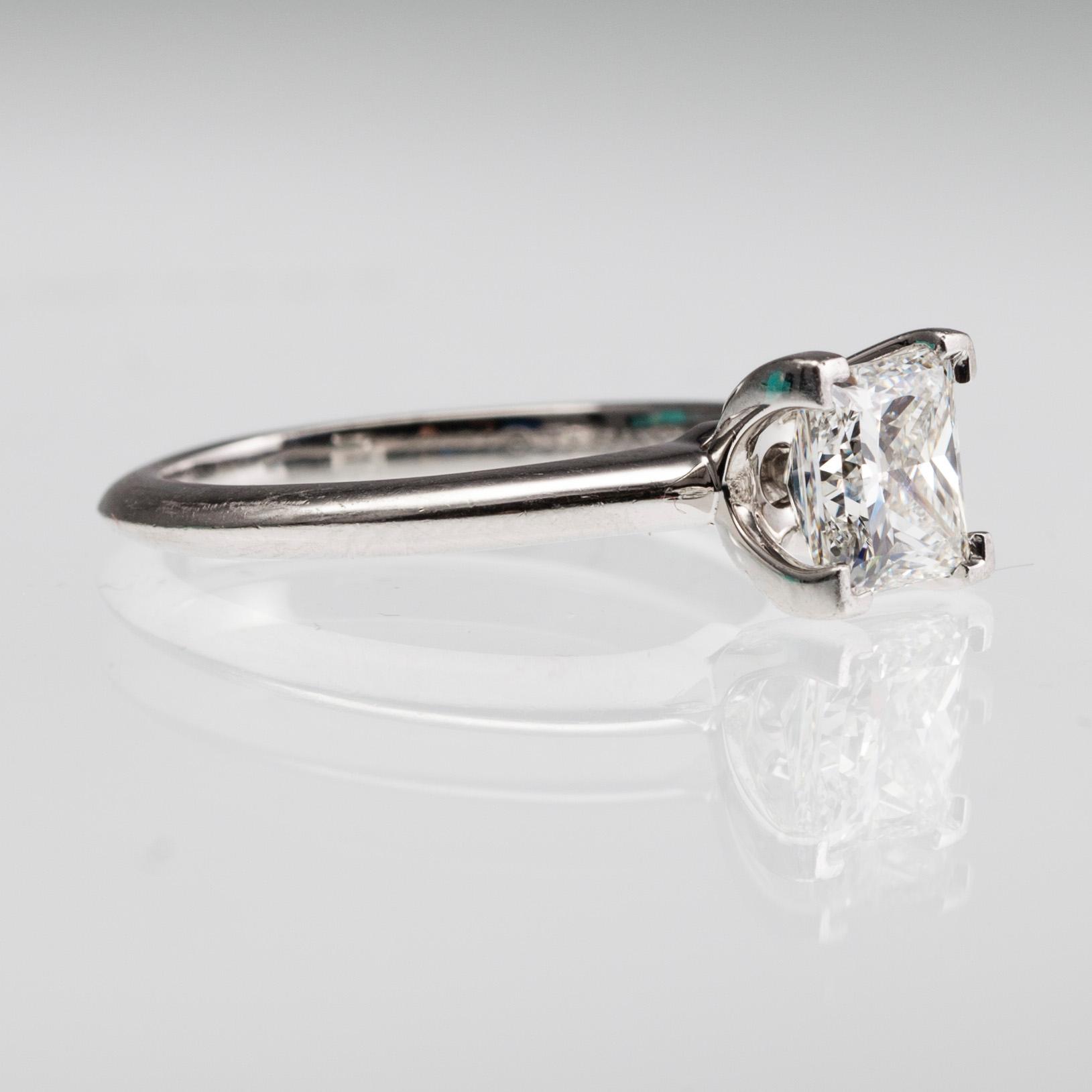 RING, prinsesslipad diamant 1.14 ct. G/vvs1, platina. Tiffany 2011. Storlek 15,5, vikt 4,4 g.