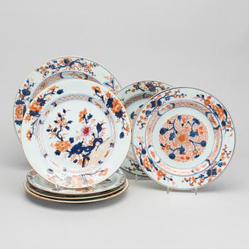 TWO CHINESE QIANLONG PLATES.