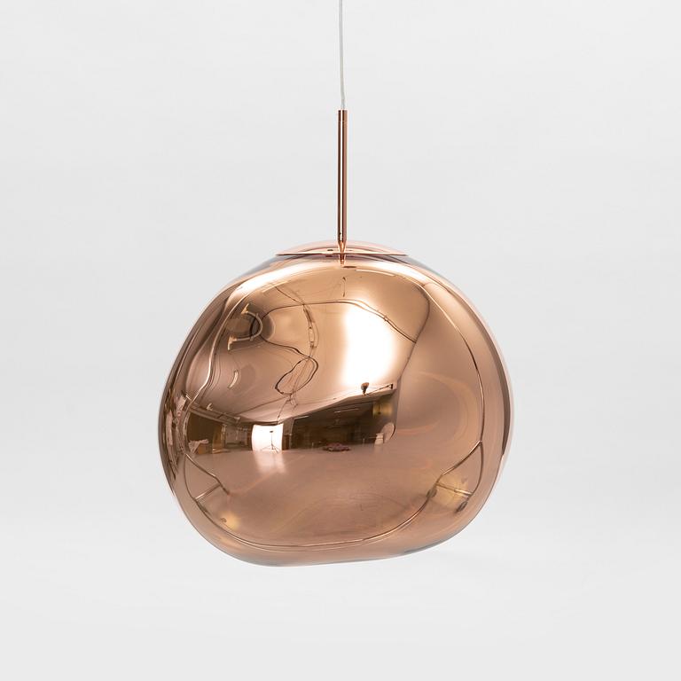 Tom Dixon  a 'Melt pendant' ceiling lamp, designed in 2014.