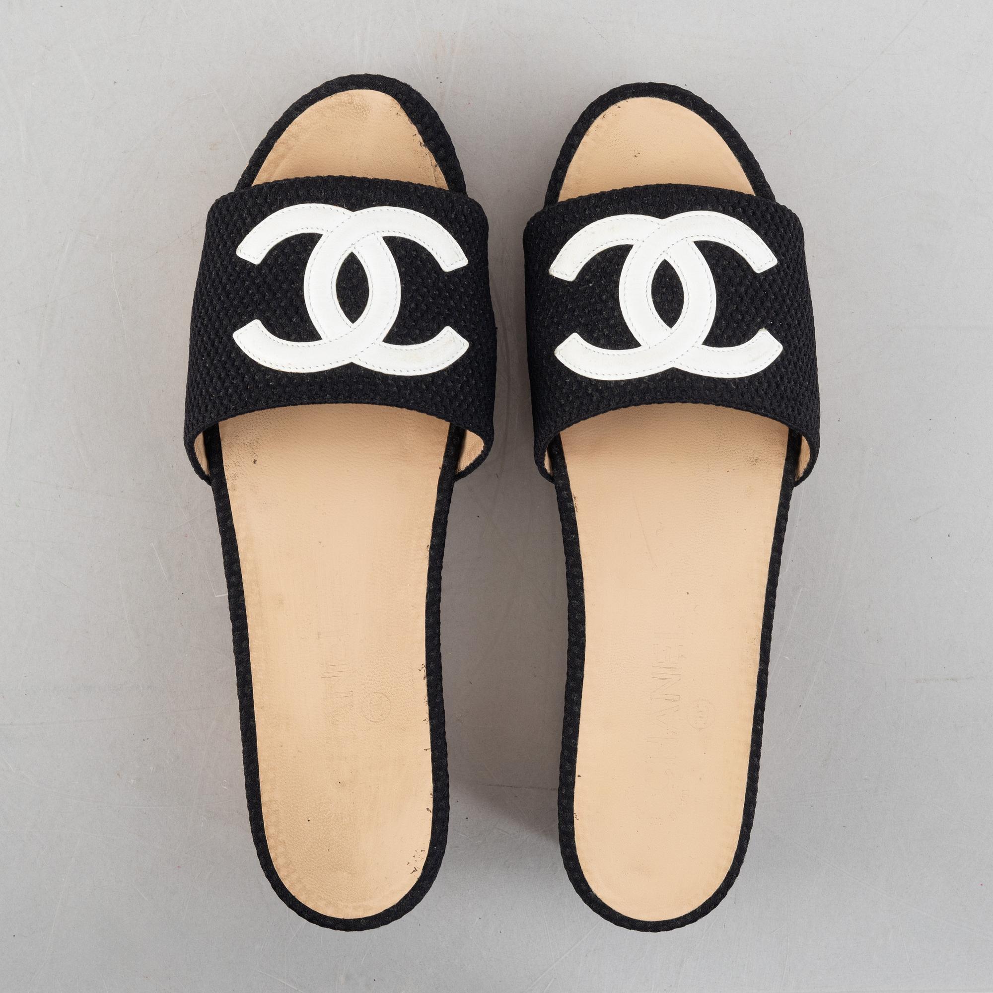 Chanel, sandals, size 41 1/2.
