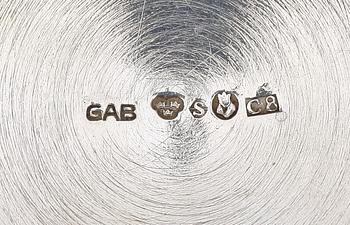 PARTI SILVER, 8 delar, olika tillverkare, bla JE Skreij, 1800-1900-tal. Totalvikt ca 550 gram.