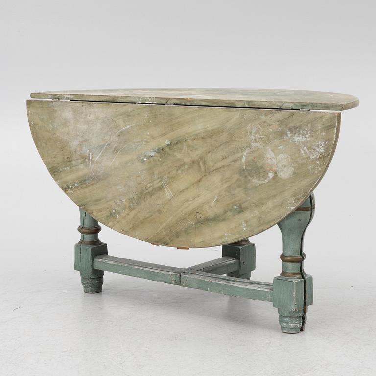 Drop-leaf table, 18th century.