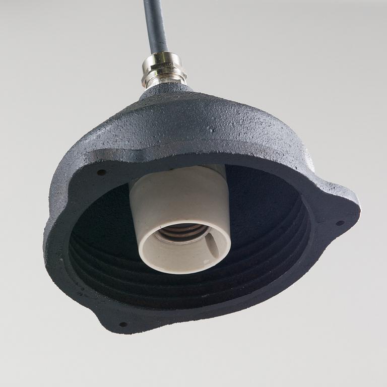 PAAVO TYNELL, KATTOVALAISIN / TEHDASVALAISIN, malli 2551, Idman 1900-luvun puoliväli.