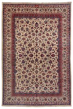429. Antique Mashad carpet, Eastern Persia (Iran), signed Saber, c. 432 x 289 cm.