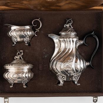 Kaffeservis, 3 delar, silver, rokokostil, CG Hallberg, Stockholm 1948.