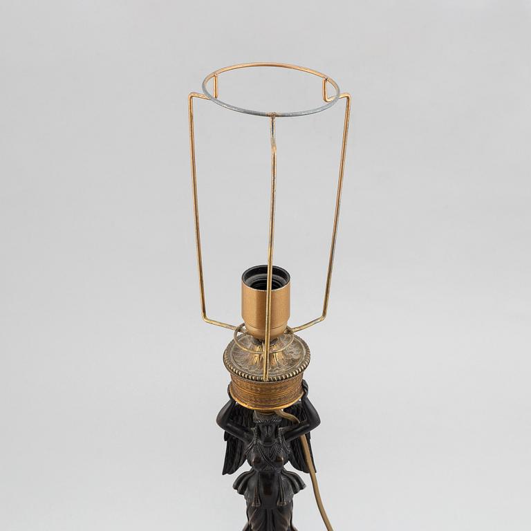 Lampfot, brons, empirestil, 1800-talets andra hälft.