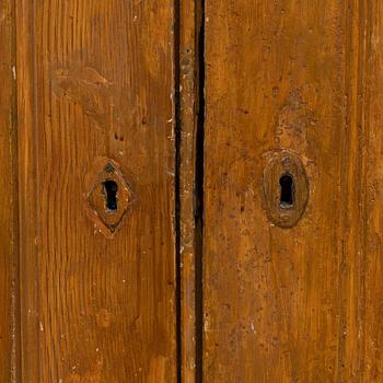 A late Gustavian dining cupboard, circa 1800.