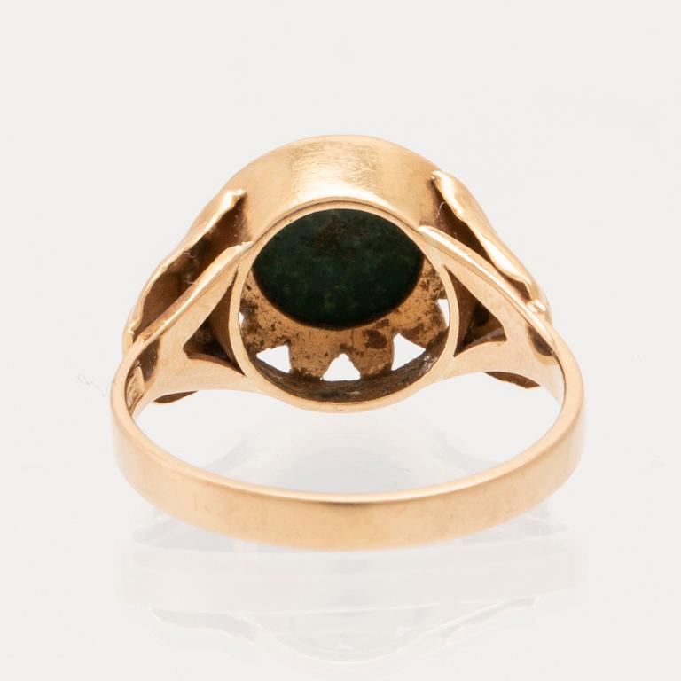 Ring, 18K gold, G. Dahlgren & Co Malmö 1957.